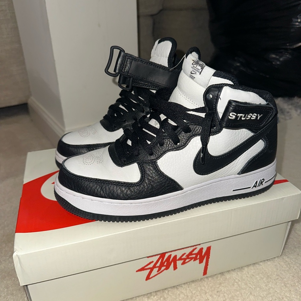 Stussy x Nike Air Force 1 Mid ‘Black White’
